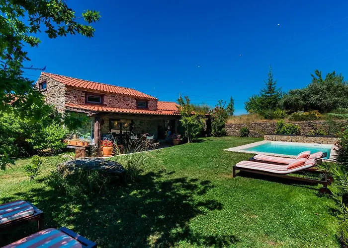 Quinta Da Pereira 別荘 アルママール